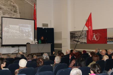 Торжественное Собрание в честь столетия Красной Армии в Челябинске: «Непобедимая и легендарная»