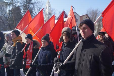 Пензенские коммунисты отметили 23 февраля митингом