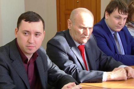 Доверенным лицам Павла Грудинина в Омске вручили удостоверения