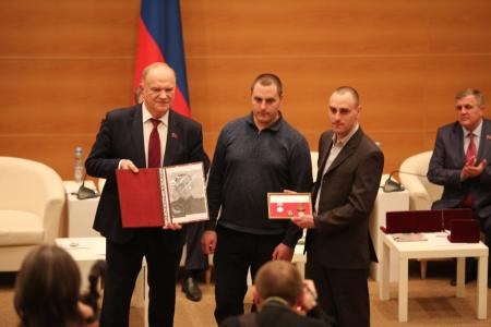 Г.А. Зюганов на заседании фракции КПРФ в Госдуме: «Сегодня мы вновь сражаемся за достоинство и единство страны»