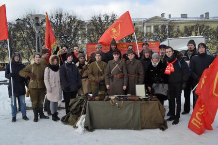 В Санкт-Петербурге состоялся митинг по случаю 100-летия Красной Армии