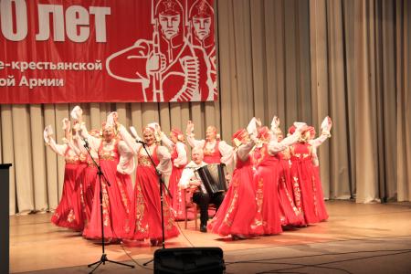 В Томске прошел концерт, посвященный 100-летию Красной Армии