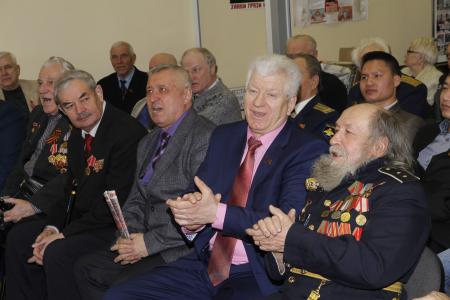 В честь 100-летия Красной Армии в Воронеже КПРФ провела торжественное собрание