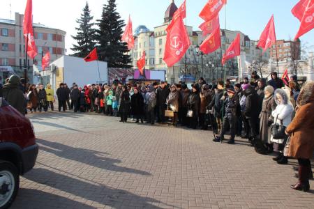Митинг в Челябинске в честь 100-летия Красной Армии