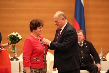 Г.А. Зюганов на заседании фракции КПРФ в Госдуме: «Сегодня мы вновь сражаемся за достоинство и единство страны»