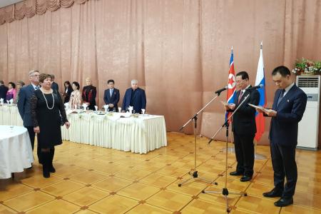 К.К. Тайсаев принял участие в приеме в Посольстве КНДР, организованном по случаю 76-летия со дня рождения Ким Чен Ира