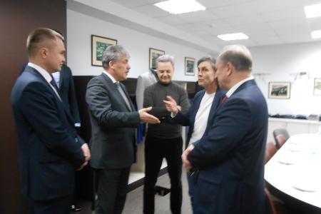 «Развивать производство!». П.Н. Грудинин встретился с трудовым коллективом «Большевички»