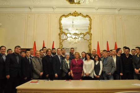 Ленинградские комсомольцы провели круглый стол: "100 лет принятию декрета об отделении церкви от государства"