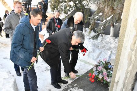 "Главные - это люди труда". П.Н. Грудинин посетил Московский инструментальный завод