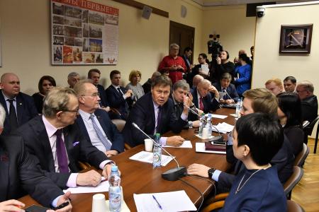 Фракция КПРФ приняла к рассмотрению пакет законопроектов народного кандидата в Президенты Павла Грудинина