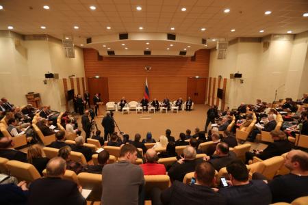 Г.А. Зюганов на заседании фракции КПРФ в Госдуме: «Сегодня мы вновь сражаемся за достоинство и единство страны»