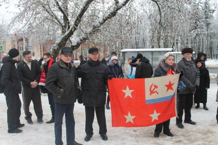 В Пскове прошёл митинг "За социальную справедливость!"