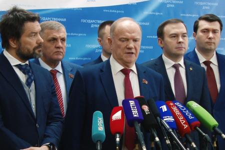 Г.А. Зюганов: «За сильную, боеспособную и почитаемую народом Армию!»