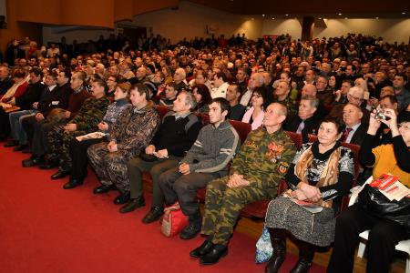 П.Н. Грудинин: «Собаки лают, а караван идет»