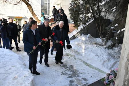 "Главные - это люди труда". П.Н. Грудинин посетил Московский инструментальный завод