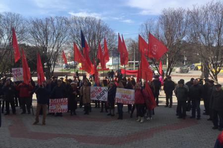 Республика Крым. В Симферополе прошел митинг «За честные выборы, за достойную жизнь, за Грудинина!»