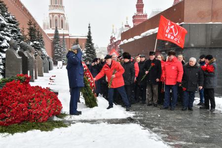 Г.А. Зюганов: Учиться у Сталина!