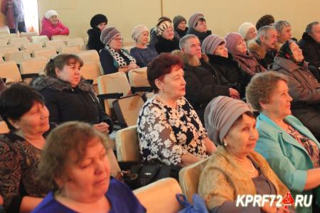 Агитбригада Тюменского обкома КПРФ за выходные дни провела встречи и концерты в семи районах Тюменской области