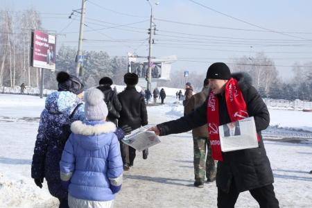 В Омске прошли «красные» пикеты под девизом «За честные выборы!»
