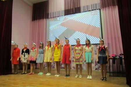 В Новосибирске прошел городской конкурс среди пионерских отрядов «А ну-ка, девочки!»