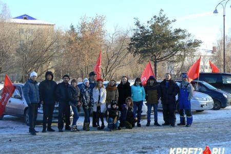 Коммунисты Тобольска провели автопробег и ряд пикетов за честные выборы и в поддержку Павла Грудинина