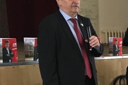 Краснодарский край. Коммунист-депутат Госдумы Николай Осадчий побывал в Приморско-Ахтарске