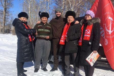 Агитбригада тувинских коммунистов продолжает серию выездов по местным отделениям