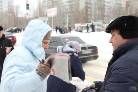 Воронежские коммунисты вместе с региональным партийным руководством ведут активную агитацию за Павла Грудинина