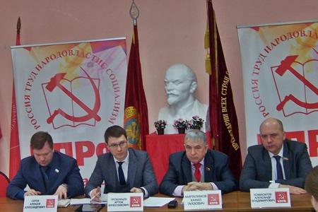 Казань. Предвыборный штаб Павла Грудинина в Татарстане  подвёл предварительные итоги агитационной кампании  по выборам Президента РФ