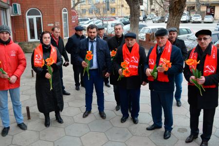 Дагестанские коммунисты почтили память Иосифа Сталина