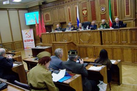 Казань. 28 февраля в Малом зале Госсовета РТ прошла научно-практическая конференция «Это наша история: свершения и победы», посвящённая 100-летию создания Красной, Советской Армии