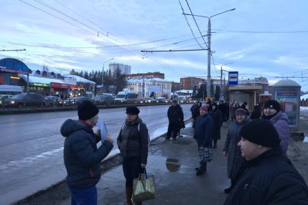 "Верьте делам!". В Тульской области агитаторы показывают сомневающимся избирателям фотографии из совхоза Грудинина