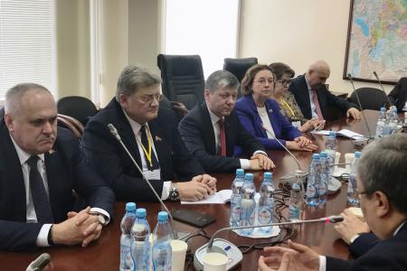 Д.Г. Новиков провел встречу с международными наблюдателями
