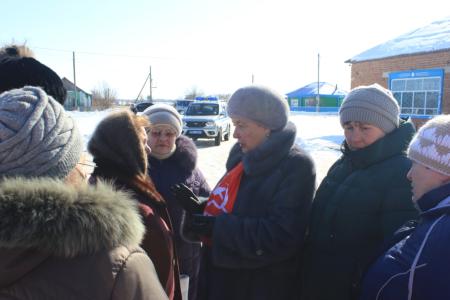 Активисты Тюменского обкома КПРФ продолжают встречи с жителями южных районов Тюменской области