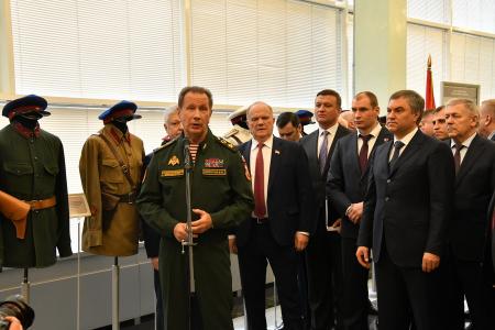 Г.А. Зюганов принял участие в открытии выставки, посвященной Дню войск национальной гвардии Российской Федерации
