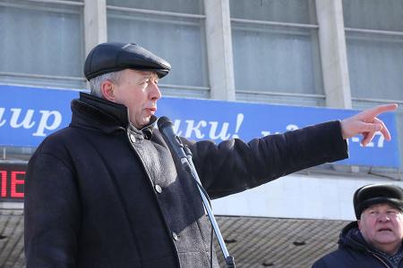 В Омске прошел митинг «Против беспредела в ЖКХ!»