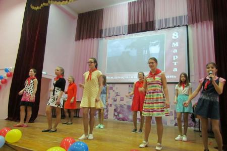 В Новосибирске прошел городской конкурс среди пионерских отрядов «А ну-ка, девочки!»