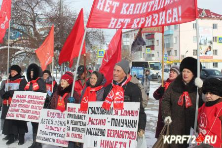 Агитбригада Тюменского обкома КПРФ за выходные дни провела встречи и концерты в семи районах Тюменской области