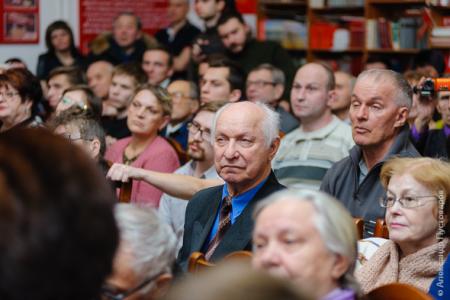 В Красноярском крайкоме КПРФ прошла встреча избирателей с доверенным лицом Павла Грудинина Максимом Шевченко 