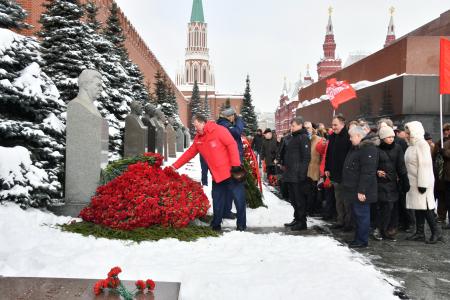 Г.А. Зюганов: Учиться у Сталина!