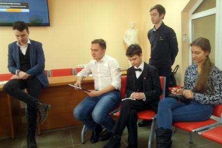 Ивановские комсомольцы на политучебе обсудили выборы президента 