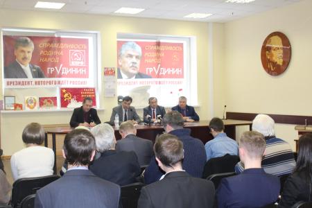 Юрий Болдырев совершил рабочую поездку в город Воронеж с агитацией за Павла Грудинина