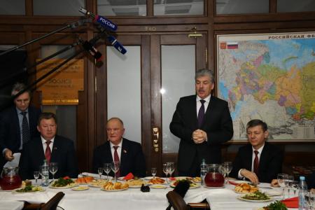 «За нами поле Куликово!». П.Н. Грудинин получил поддержку от деятелей творческой интеллигенции