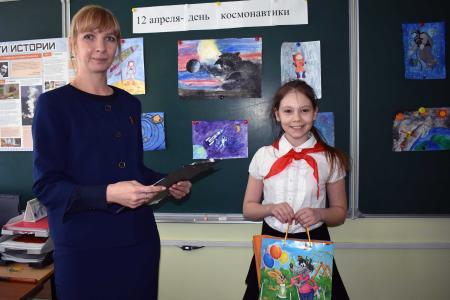 Тульские пионеры пообщались с космонавтом Еленой Серовой по телемосту