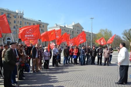 Астраханские коммунисты провели митинг в честь 148-й годовщины со дня рождения В.И. Ленина