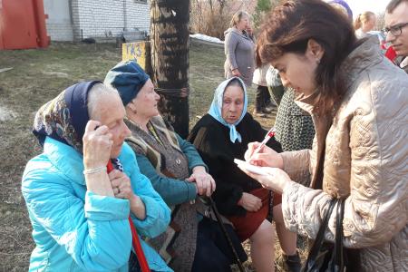 Представители Рязанского обкома партии выехали в сельскую глубинку на помощь жителям
