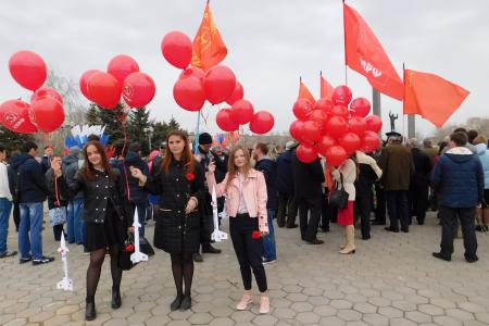 День космонавтики отметил коммунисты Оренбурга