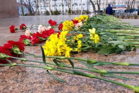 Ленинский митинг торжественно прошел в Южно-Сахалинске
