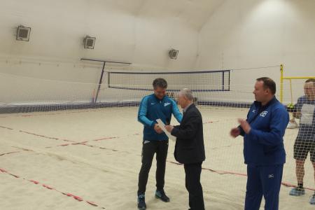 Сергей Пантелеев открыл волейбольный турнир на кубок Совета работающей молодежи Санкт-Петербурга