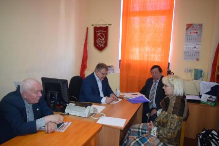 Депутат-коммунист Мособлдумы Александр Наумов провел прием граждан в городских округах Озеры и Кашира